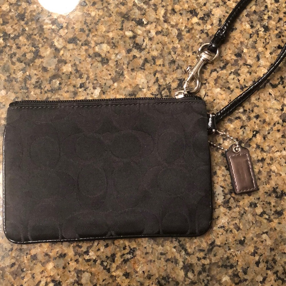 Coach wristlet (never used)